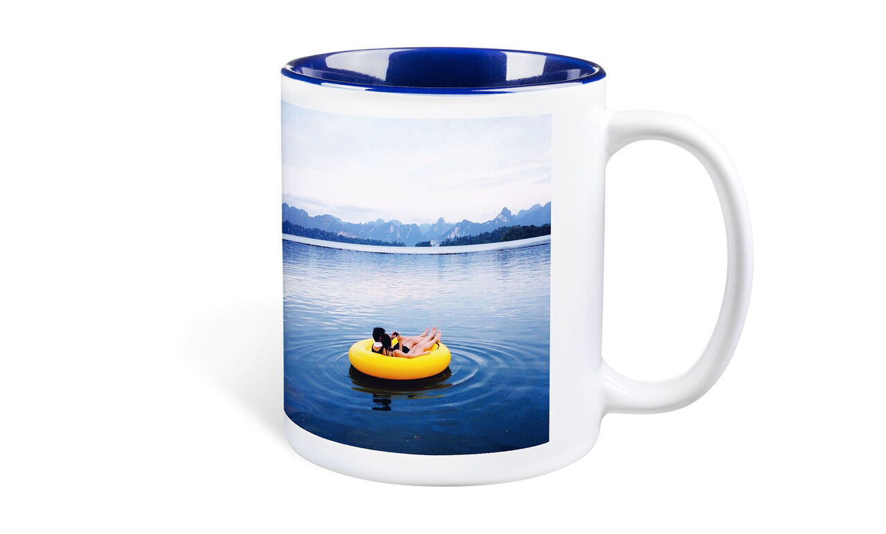 Photo mugs with interior colour