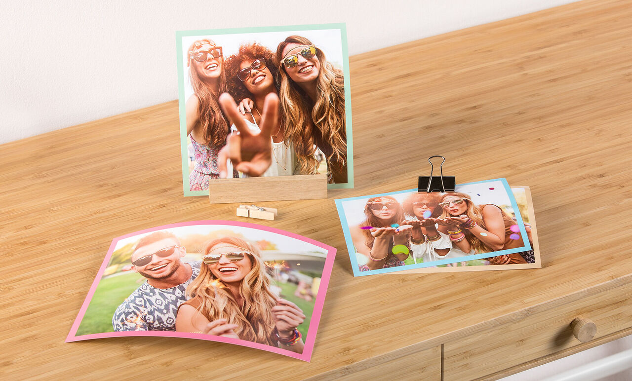 Instant prints with border